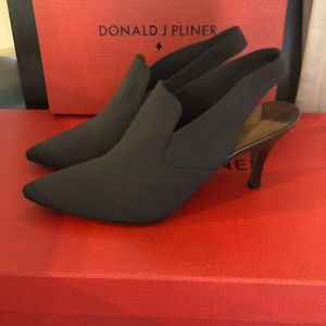 Donald Pliner expresso Brown sling backs